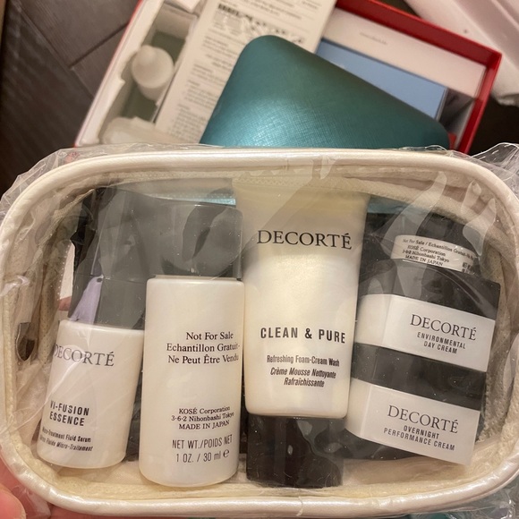 decorte set - Picture 3 of 3